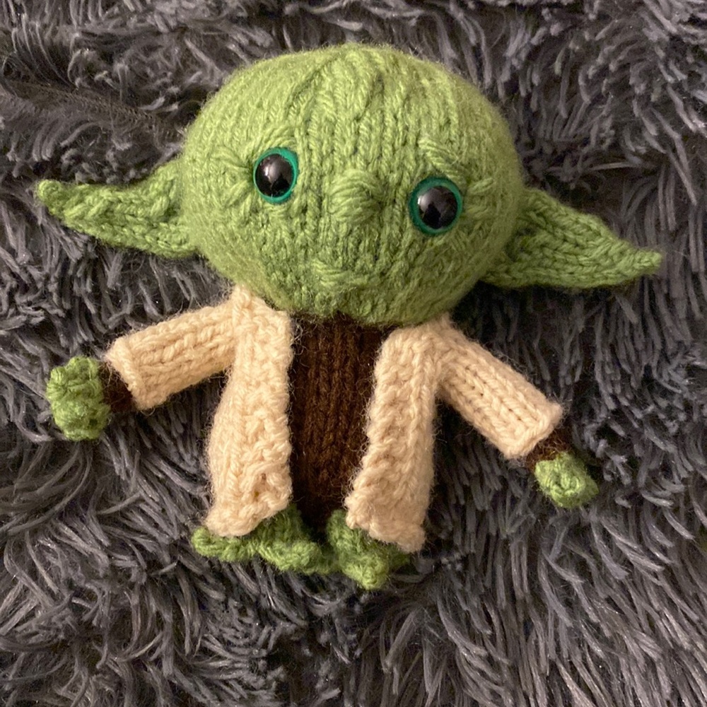 Yoda Doll -hand knit
